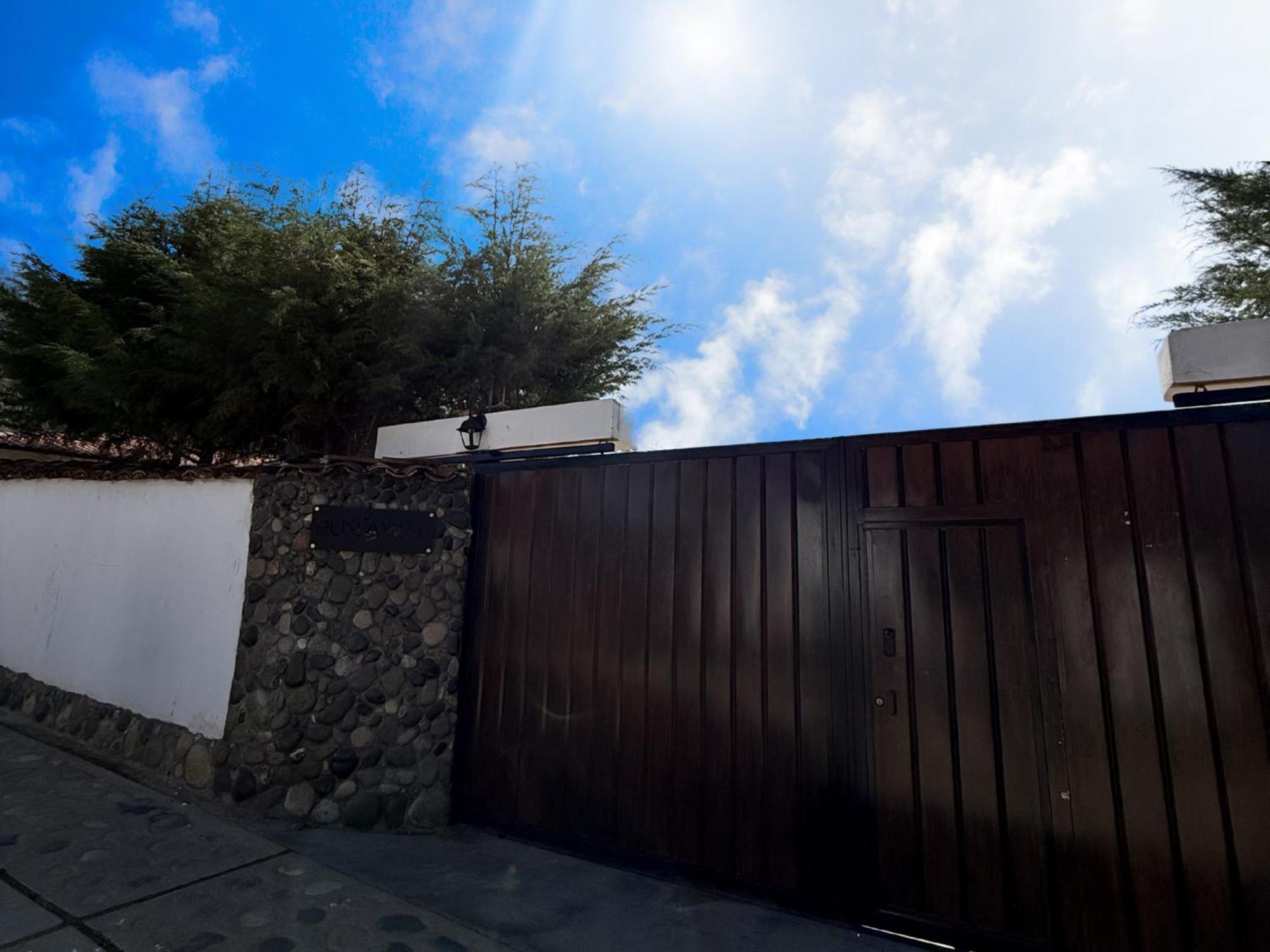 Runaway Eco Hotel Carhuaz Bagian luar foto